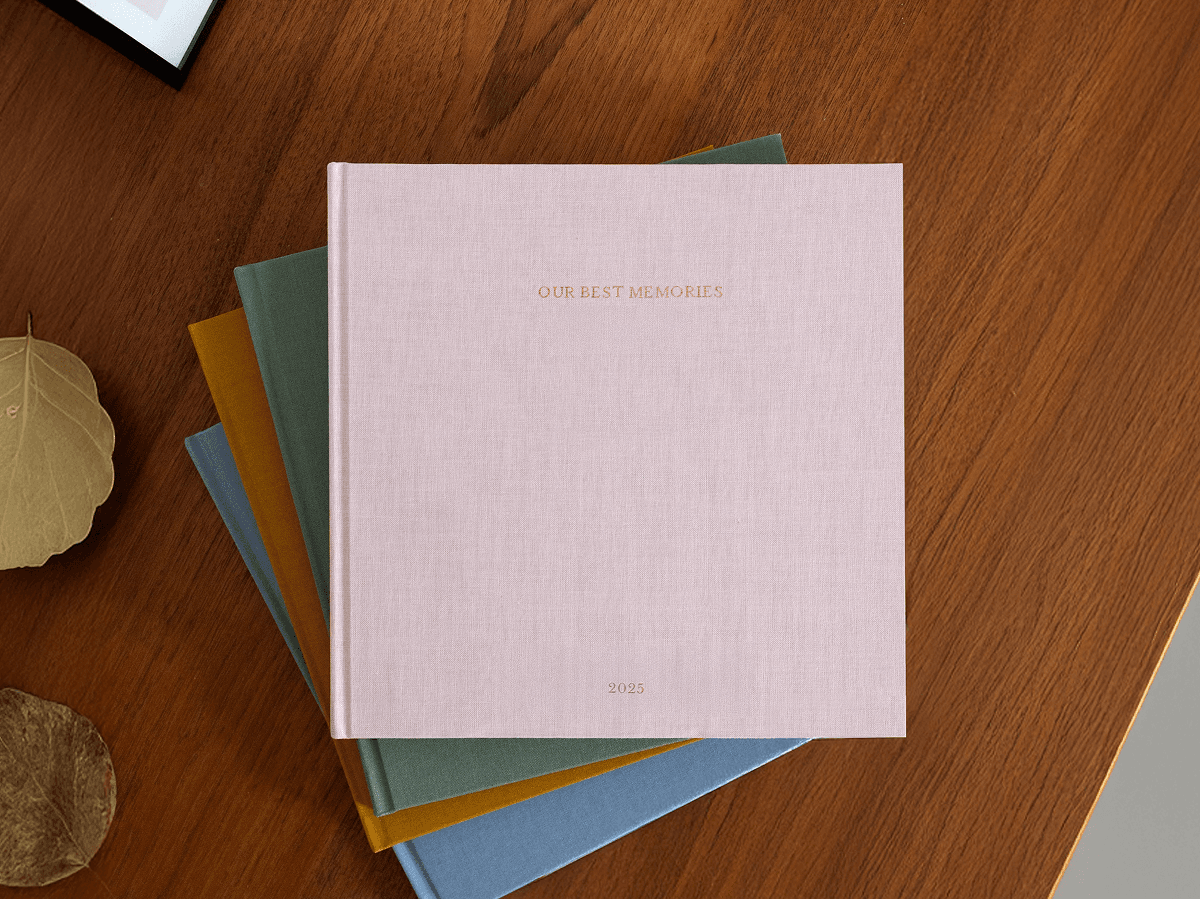 The Signature Edition: Fabric Photo books